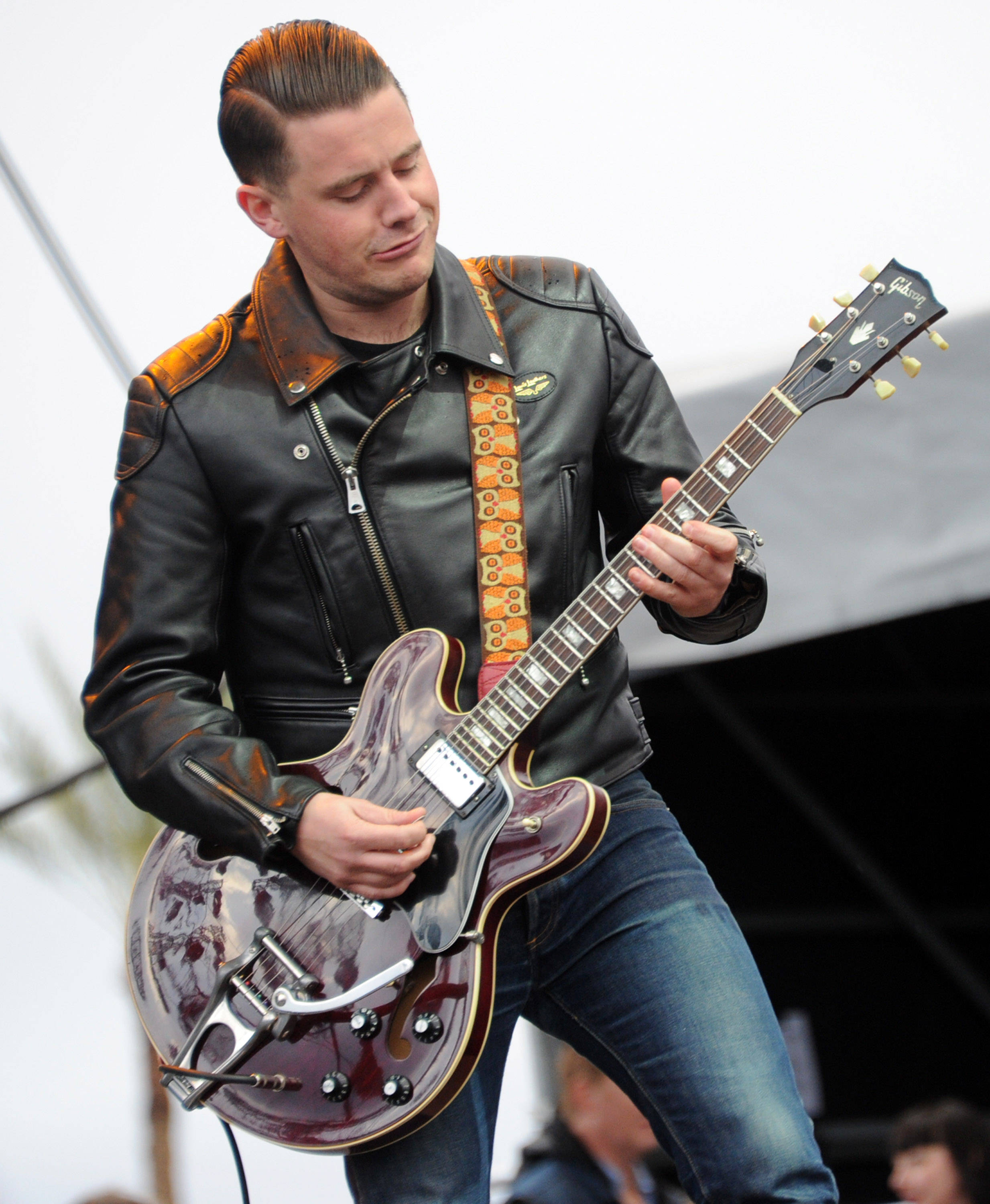 Bigsby B12 Guitar Vibrato Reviews & Prices Equipboard®